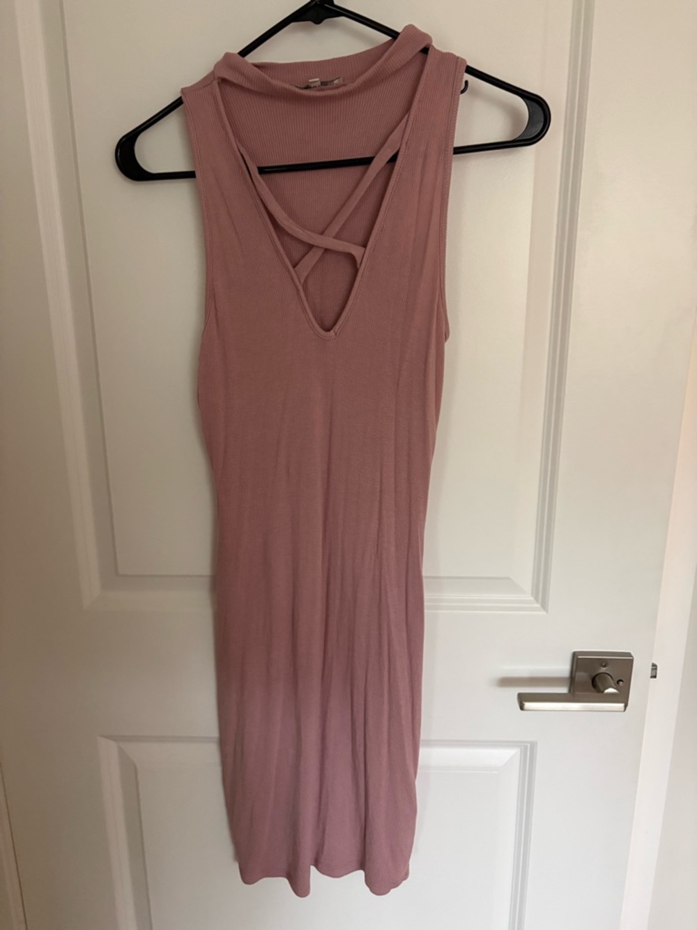 Charlotte Russe Dusty Rose Ribbed Midi Dress with Crisscross Neck